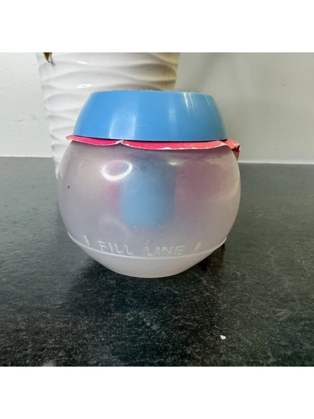 Vintage Downy Enhanced Laundry Ball Fabric Softener Dispenser Reusable‎